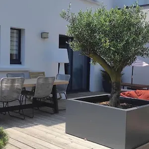  Hébergement de vacances Superbe Maison Familiale A 50 M De La France
